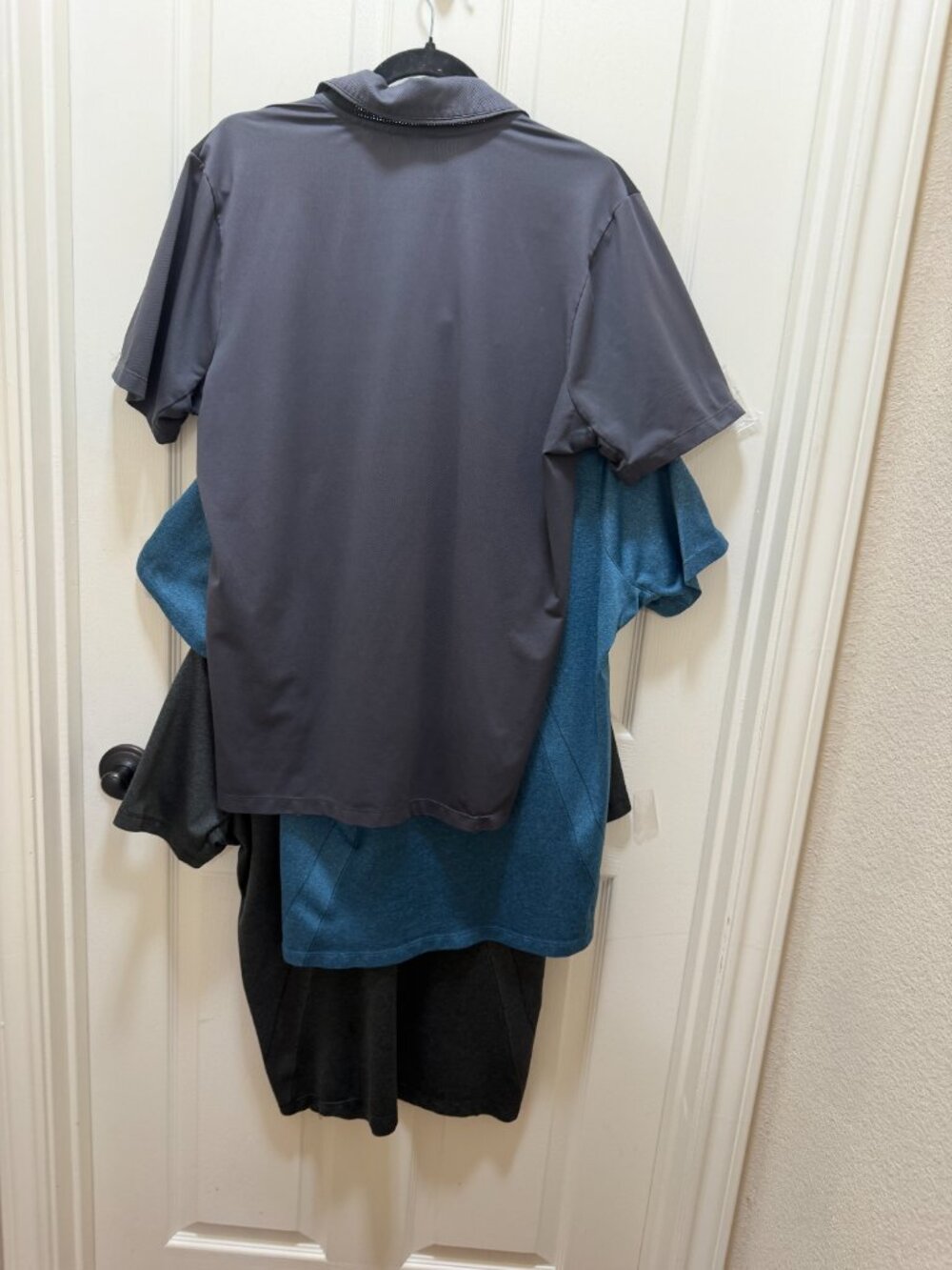 Lot OF 3 Nike Men's Golf Dri-Fit Polo Shirts Size M Black Blue Gray Activewear - Picture 8 of 9